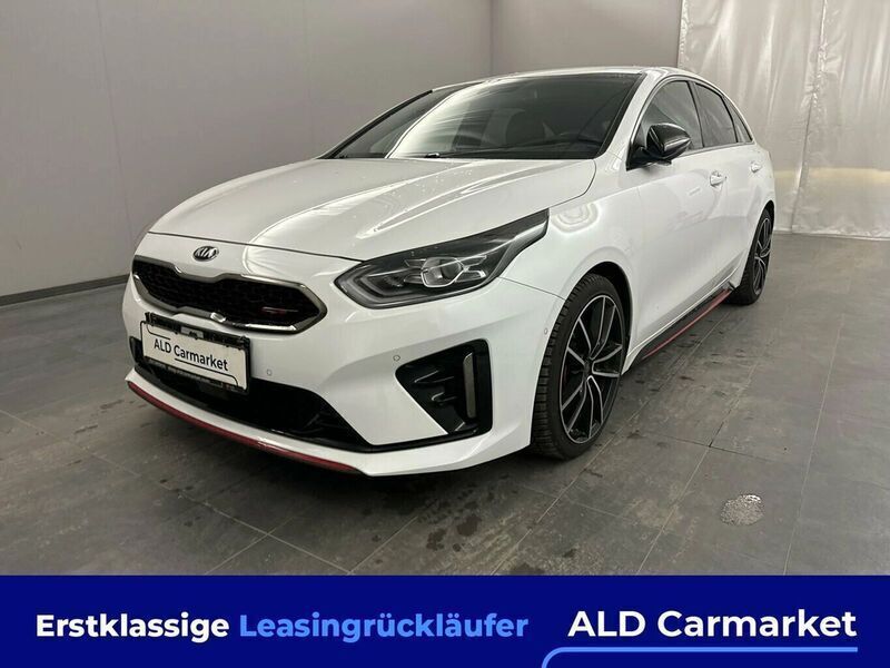 Weiss Gebraucht 2021 Kia ProCeed Kleinwagen | 28.489 € (Teuer) - Bild 1/4