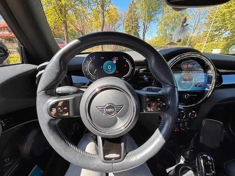 Używany Mini John Cooper Works 178 KM (130 kW) 2022 Czarny Hatchback