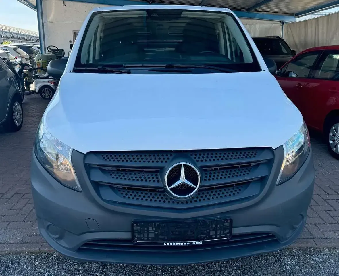 Gebraucht Mercedes Vito 163 PS (119 kW) 2019 Arktikweiss Van
