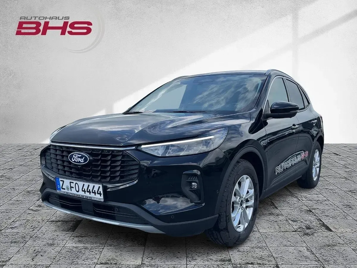 Gebraucht Ford Kuga Titanium 150 PS (110 kW) 2024 Agate black (schwarz) SUV