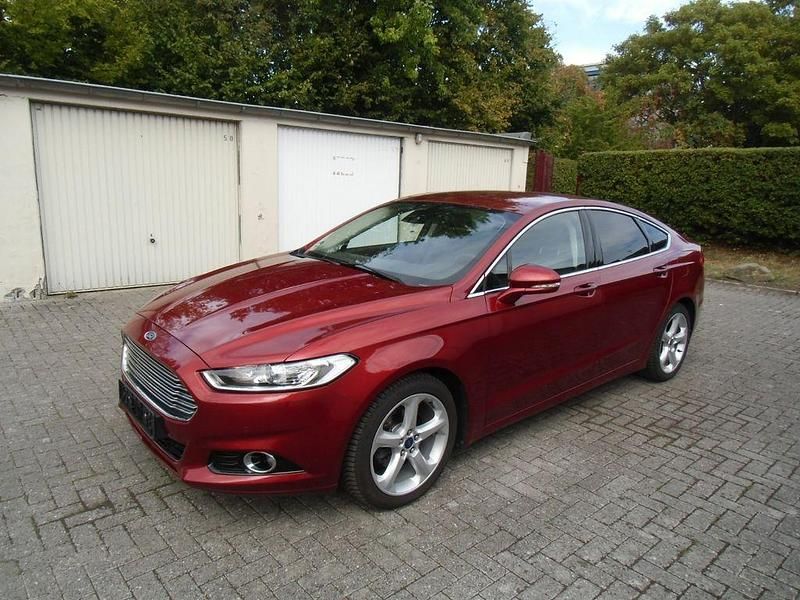 Gebraucht 2015 Ford Mondeo Titanium Limousine | 13.390 € (Etwas zu teuer) - Bild 1/4