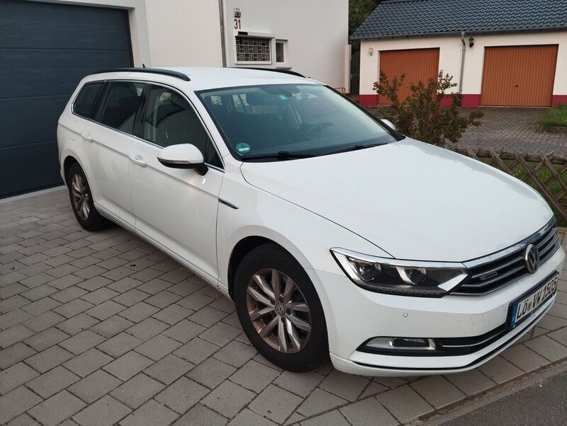 Weiß Gebraucht 2015 VW Passat Kombi | 9.900 € (Superpreis) - Bild 1/4