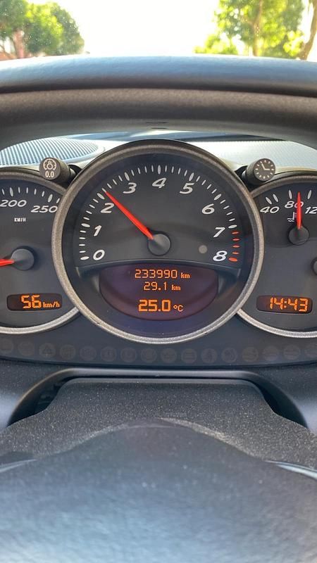 Second-hand Porsche Boxster 228 CP (167 kW) 2001 Negru Cabrio