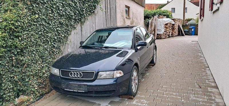 Gebraucht 1997 Audi A4 Limousine | 710 € - Bild 1/4