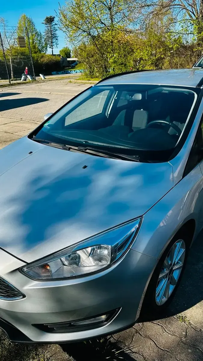 Gebraucht Ford Focus 125 PS (91 kW) 2018 Silber Kombi
