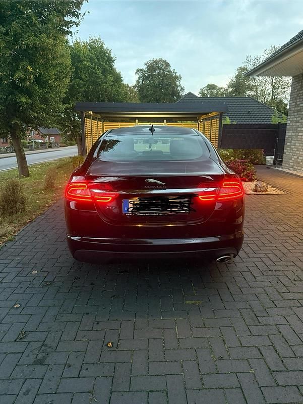 Gebraucht Jaguar XF 200 PS (147 kW) 2015 Schwarz Limousine
