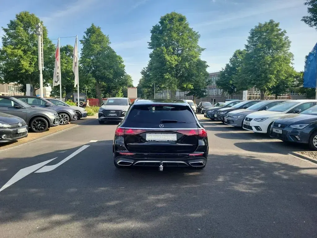 Gebraucht Mercedes 220 Advanced Plus 197 PS (144 kW) 2023 Schwarz Limousine