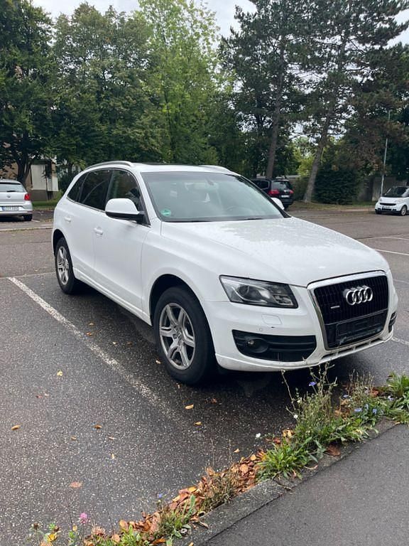 Weiß Gebraucht 2010 Audi Q5 Sport SUV | 8.750 € (Guter Preis) - Bild 1/4
