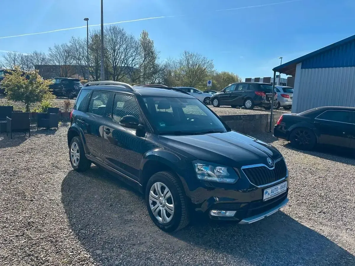 Gebraucht Skoda Yeti Ambition 110 PS (80 kW) 2017 Schwarz SUV
