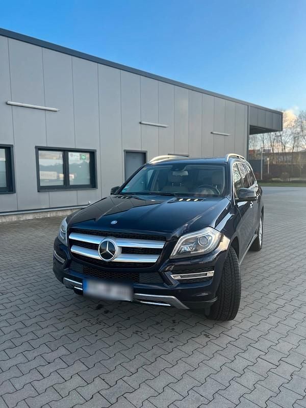 Gebraucht Mercedes GLS350 258 PS (189 kW) 2015 Blau SUV