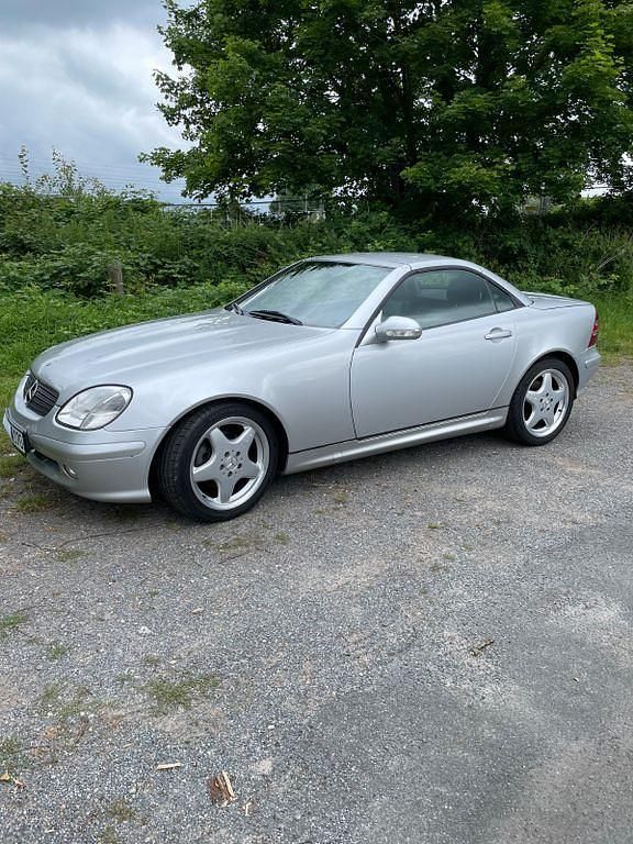 Gebraucht Mercedes SLK200 163 PS (119 kW) 2000 Silber Cabrio