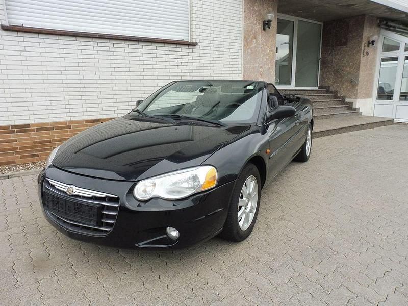 Schwarz Gebraucht 2004 Chrysler Sebring Cabriolet Cabrio | 5.990 € (Fairer Preis) - Bild 1/4