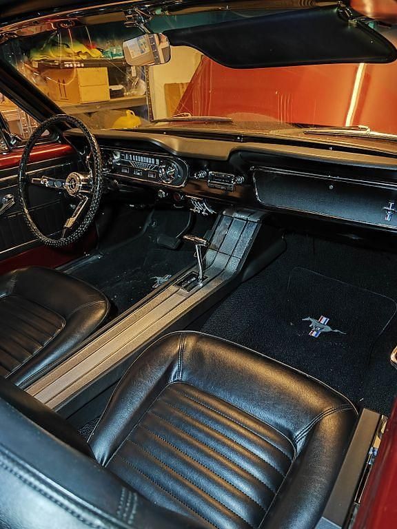 Gebraucht Ford V8 220 PS (161 kW) 1965 Rot Cabrio