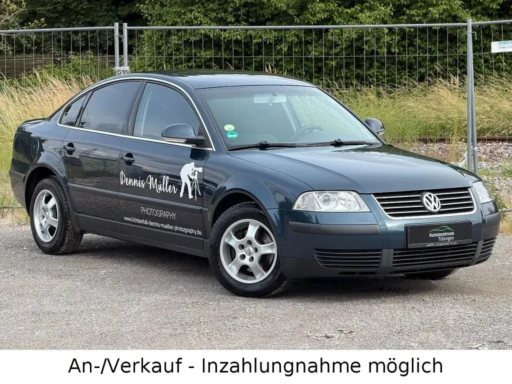 Gebraucht VW Passat 116 PS (85 kW) 2010 Blau Limousine