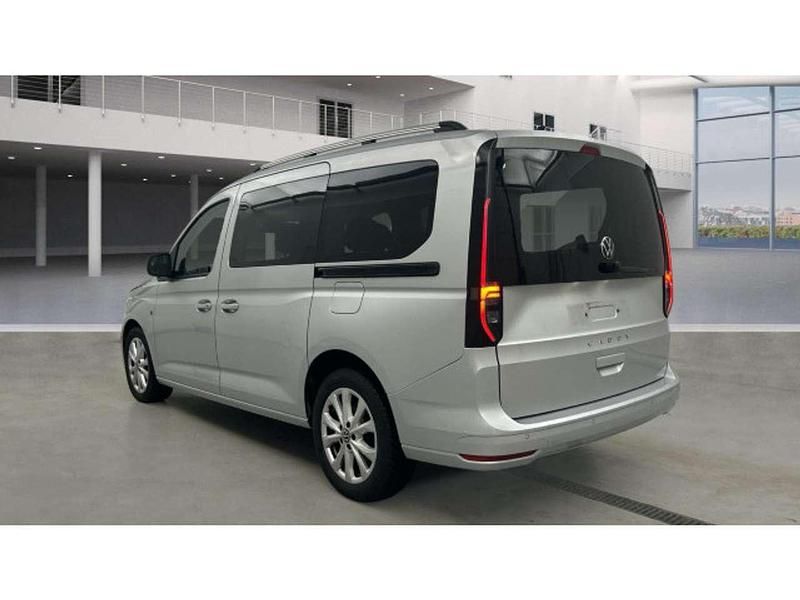 Gebraucht VW Caddy Life 114 PS (83 kW) 2023 Reflexsilber metallic Van / Kleinbus