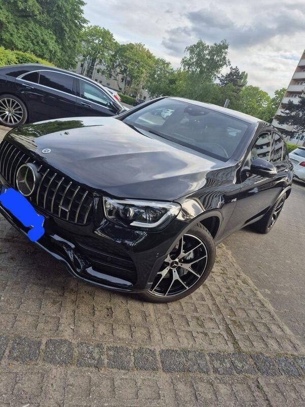 Schwarz Gebraucht 2020 Mercedes GLC43 AMG AMG SUV | 45.500 € (Guter Preis) - Bild 1/4