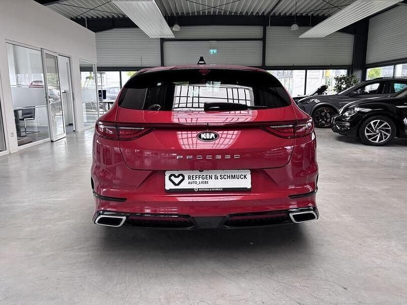 Gebraucht Kia ProCeed GT GT-Line 136 PS (100 kW) 2019 Rot (metallic) Kleinwagen