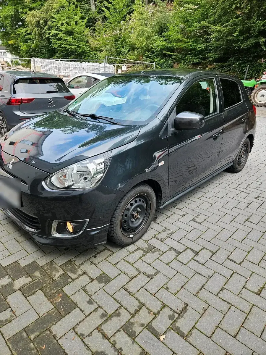 Gebraucht Mitsubishi Space Star 80 PS (58 kW) 2013 Grau Van / Kleinbus