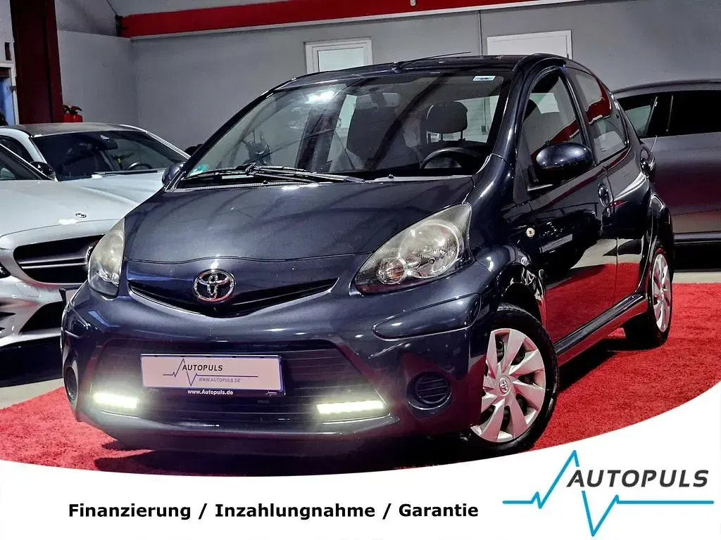 Gebraucht Toyota Aygo Cool 68 PS (50 kW) 2013 Anthracite grey Kleinwagen