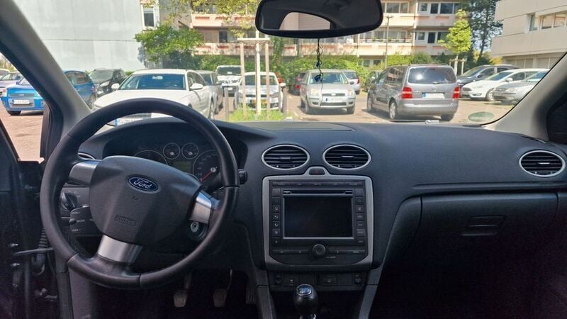 Gebraucht Ford Focus Titanium 136 PS (100 kW) 2006 Schwarz Limousine