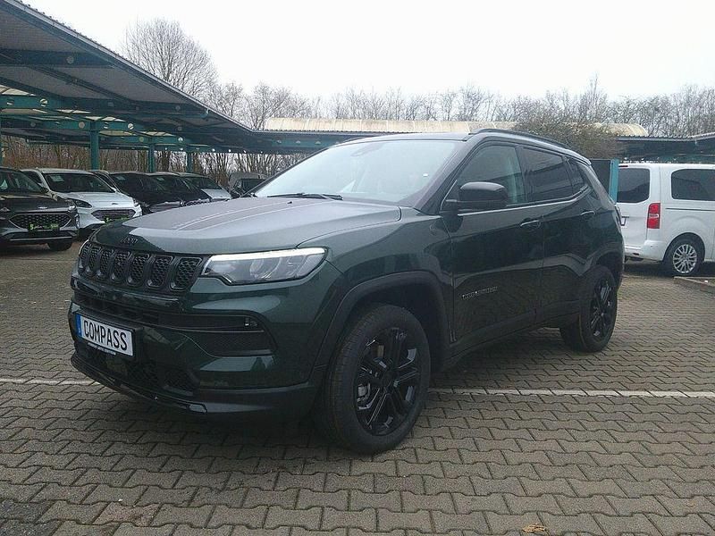 Gebraucht Jeep Compass North 131 PS (96 kW) 2025 Technogreen metallic SUV