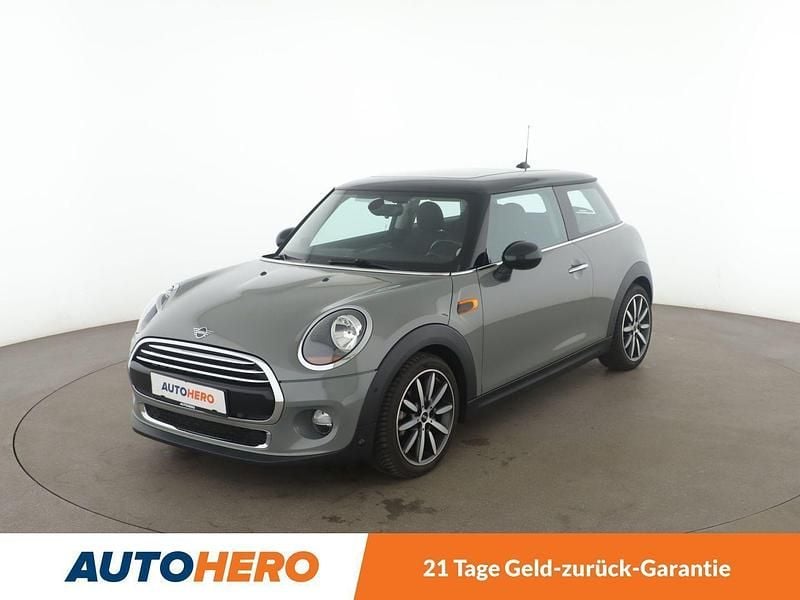 Grau Gebraucht 2018 Mini Cooper Kleinwagen | 19.560 € (Fairer Preis) - Bild 1/3