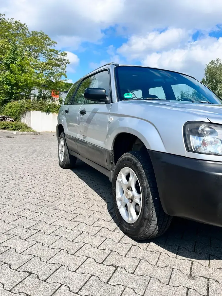 Gebraucht Subaru Forester 120 PS (88 kW) 2003 Silber SUV