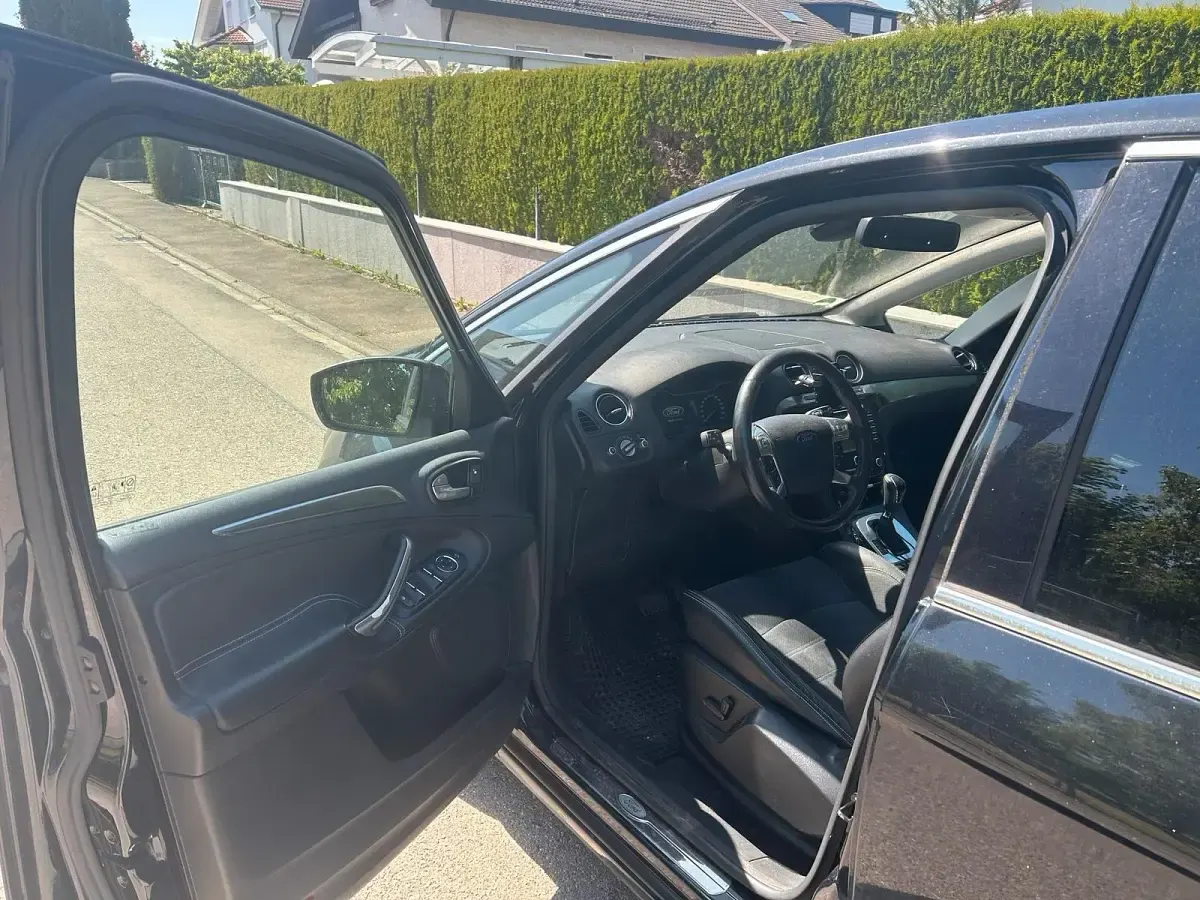 Gebraucht Ford S-MAX S 199 PS (146 kW) 2012 Schwarz Van / Kleinbus