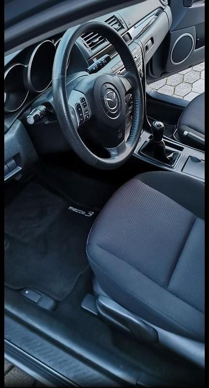 Gebraucht Mazda 3 105 PS (77 kW) 2008 Grau Kleinwagen