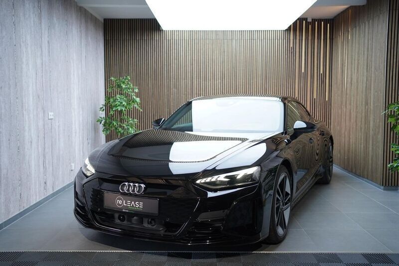 Schwarz Gebraucht 2024 Audi RS e-tron GT Sport Limousine | 73.900 € - Bild 1/2