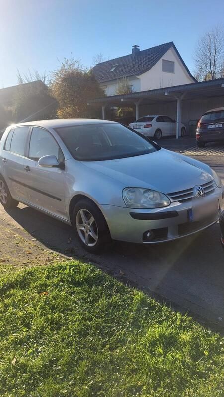 Grau Gebraucht 2006 VW Golf V Kombi | 1.800 € (Guter Preis) - Bild 1/4