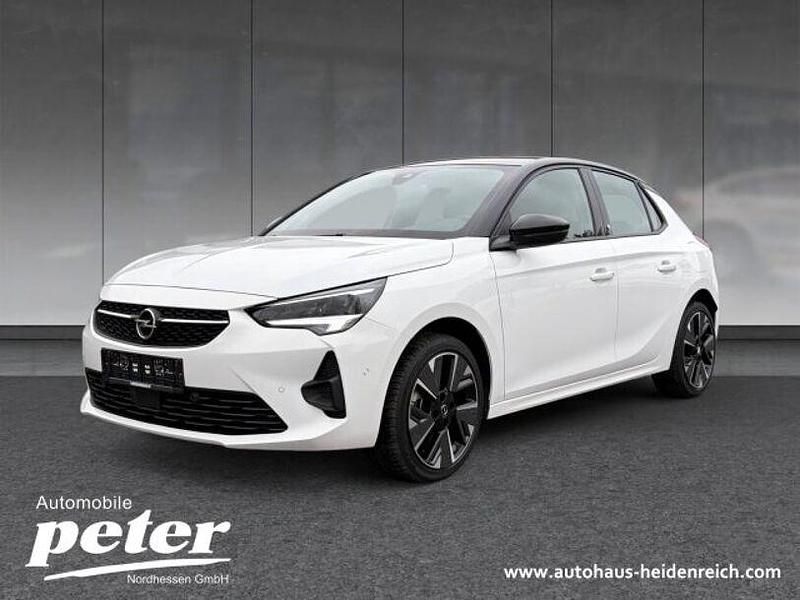 Weiss Gebraucht 2022 Opel Corsa-e GS Line Kleinwagen | 15.840 € (Fairer Preis) - Bild 1/4