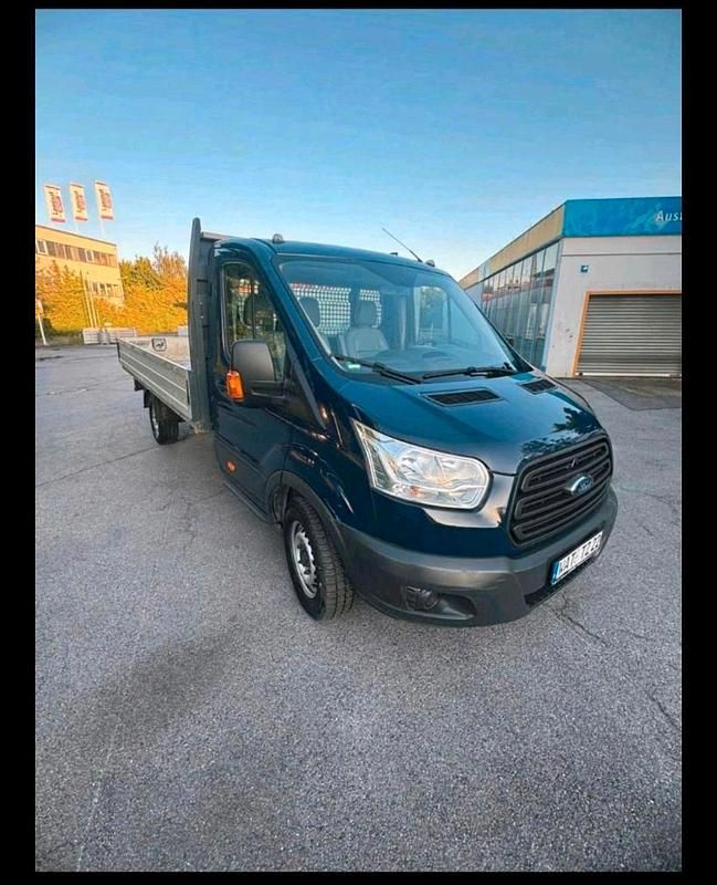 Blau Gebraucht 2016 Ford Transit | 10.700 € - Bild 1/4