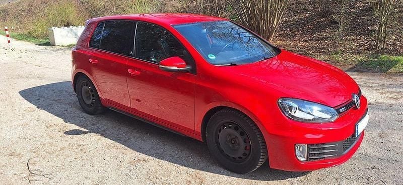 Gebraucht VW Golf VII Edition 211 PS (155 kW) 2012 Rot Limousine