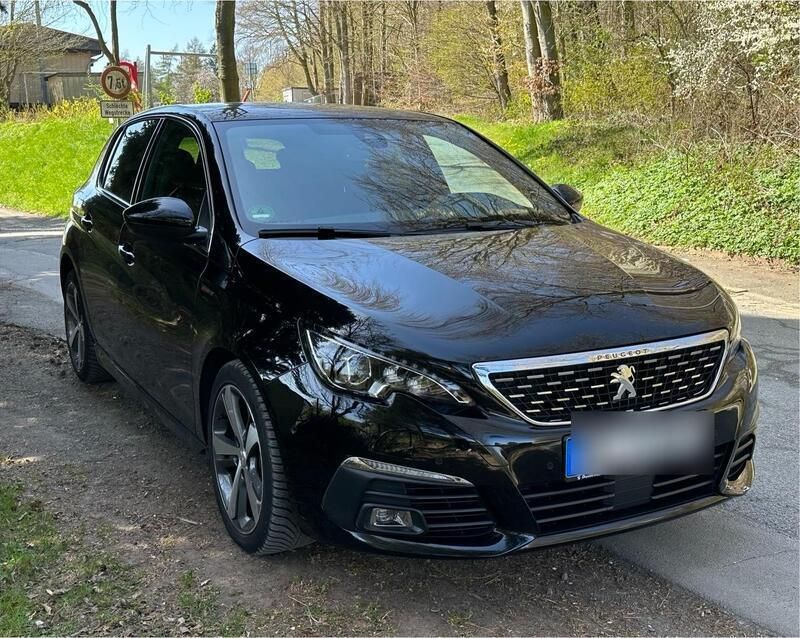 Schwarz Gebraucht 2019 Peugeot 308 Allure Limousine | 14.999 € (Teuer) - Bild 1/4