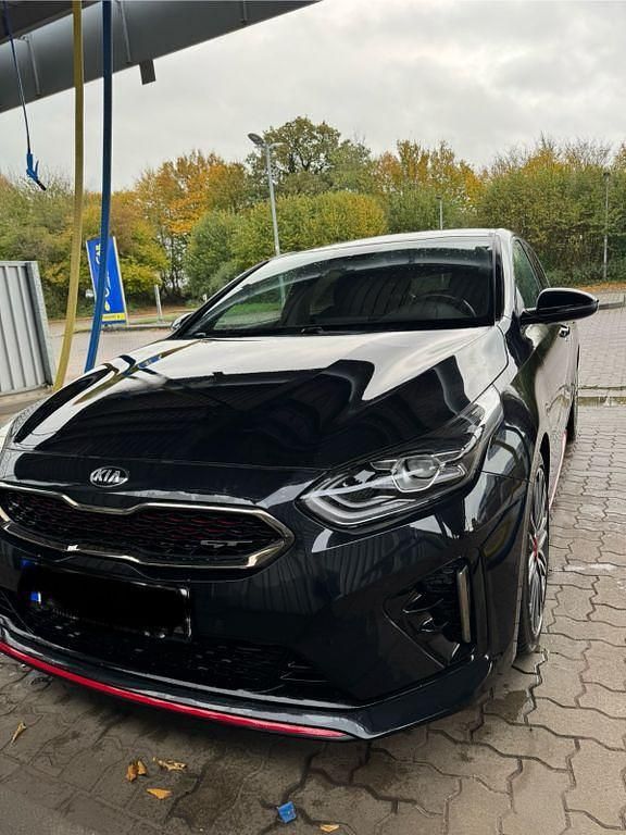 Schwarz Gebraucht 2020 Kia ProCeed Kleinwagen | 22.199 € (Guter Preis) - Bild 1/4