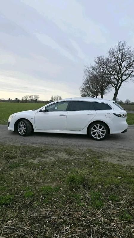 Gebraucht Mazda 6 180 PS (132 kW) 2011 Weiß Kombi