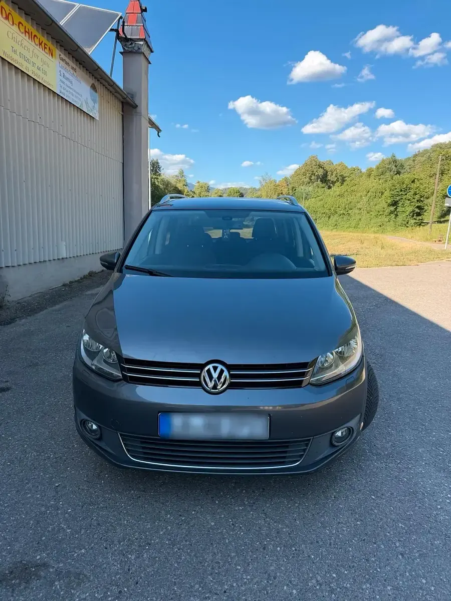Gebraucht VW Touran 140 PS (102 kW) 2011 Grau Van / Kleinbus