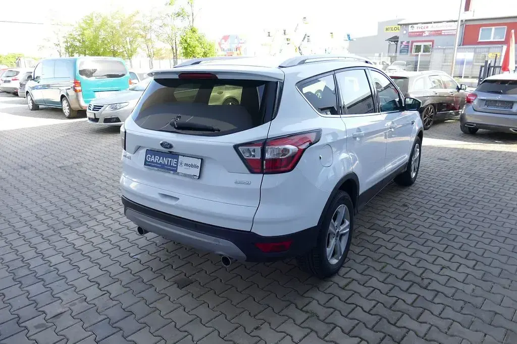 Używany Ford Kuga Cool & Connect 150 KM (110 kW) 2018 Biały SUV