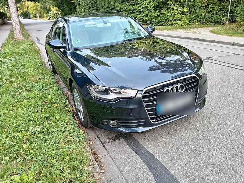 Gebraucht Audi A6 177 PS (130 kW) 2012 Blau Limousine