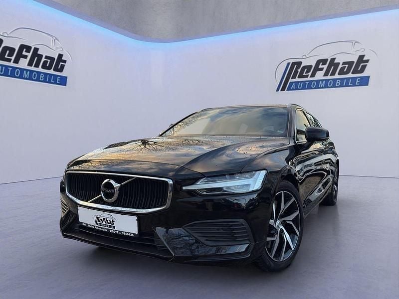 Gebraucht Volvo V60 Momentum 341 PS (250 kW) 2020 Schwarz Kombi
