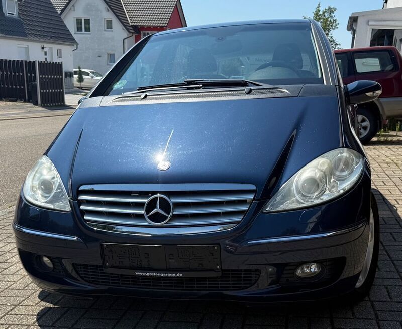Blau Gebraucht 2004 Mercedes A200 Limousine | 2.999 € (Fairer Preis) - Bild 1/4