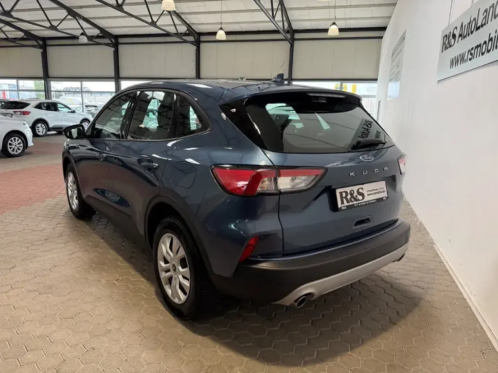 Gebraucht Ford Kuga Cool & Connect 151 PS (111 kW) 2023 Blau SUV