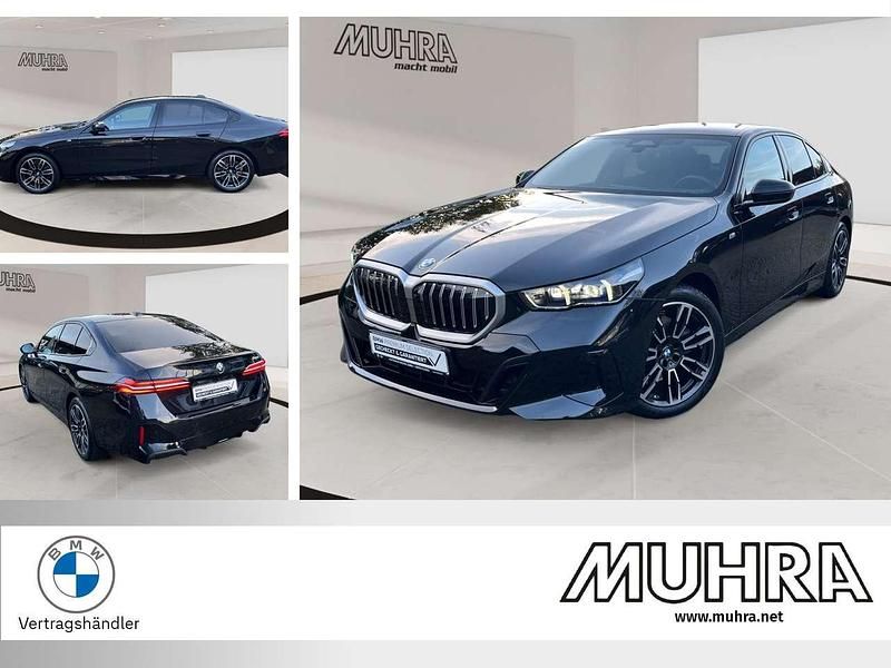Black sapphire Gebraucht 2025 BMW 520 M Sport Limousine | 51.740 € (Fairer Preis) - Bild 1/4