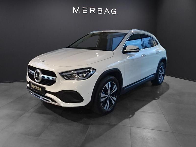 Gebraucht Mercedes GLA200 Progressive 150 PS (110 kW) 2022 Weiß SUV