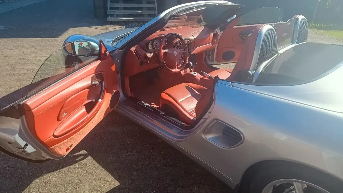 Gebraucht Porsche Boxster 252 PS (185 kW) 2000 Silber Cabrio