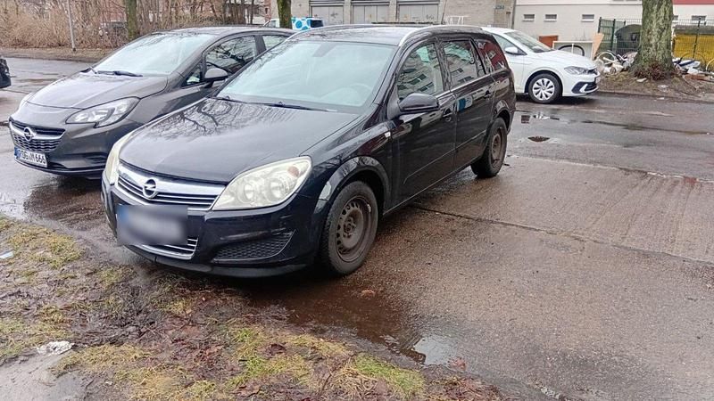 Gebraucht Opel Astra 105 PS (77 kW) 2007 Schwarz Kombi