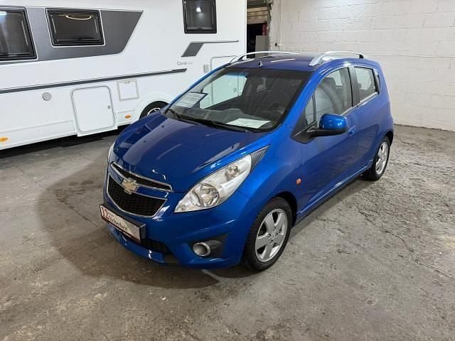 Blau Gebraucht 2010 Chevrolet Spark LT Kleinwagen | 2.990 € (Fairer Preis) - Bild 1/4