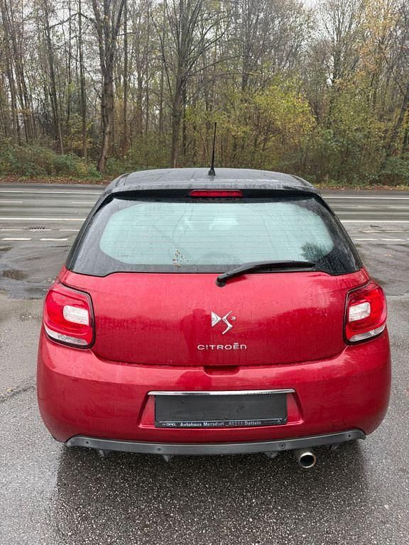 Gebraucht DS Automobiles DS3 So Chic 95 PS (69 kW) 2010 Rot Limousine