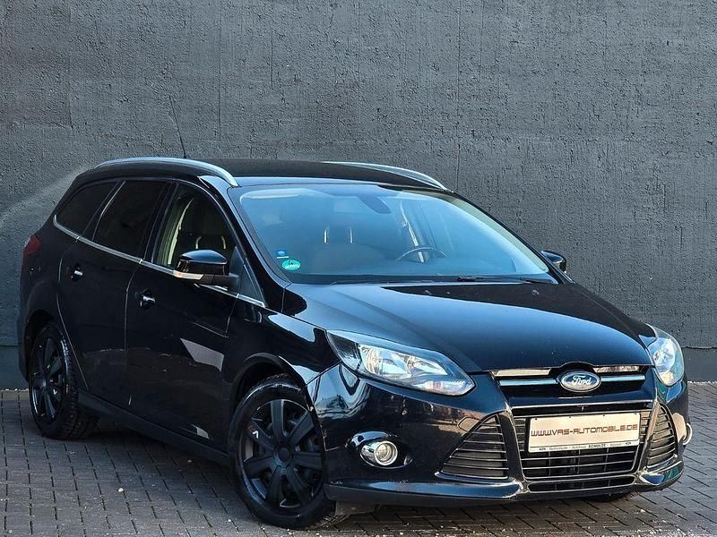 Gebraucht Ford Focus Titanium 116 PS (85 kW) 2011 Schwarz Limousine